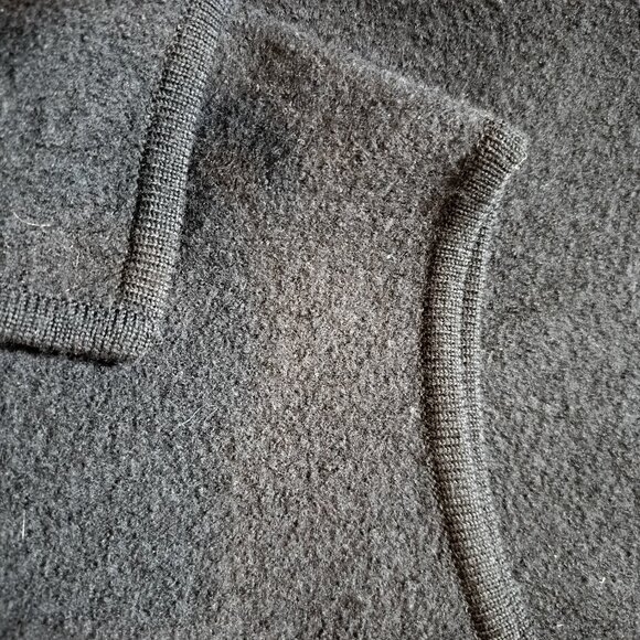 Black wool zipper wool vest, Old money balletcore, sustainable and eco-friendly - Picture 2 of 5